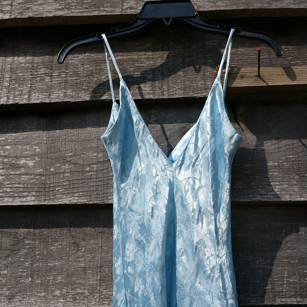 SOLD!! ๐๐Dress Size 5/6 Spaghetti Strap Floral Print Asymmetrical Maxi - Picture 10 of 11